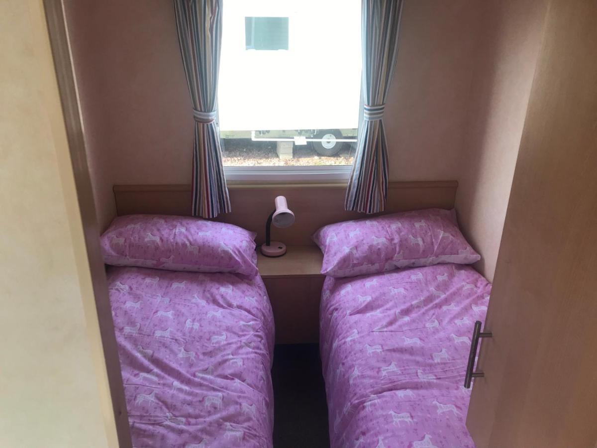 Caravan 50. Nairn Lochloy Holiday Park Екстериор снимка